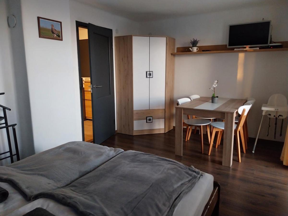 Matrai5vendeghaz Apartment *